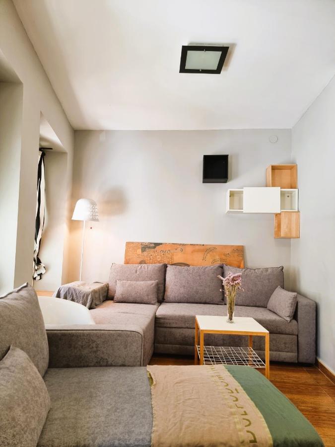 Claudia Tourist Apartment Аликанте Екстериор снимка