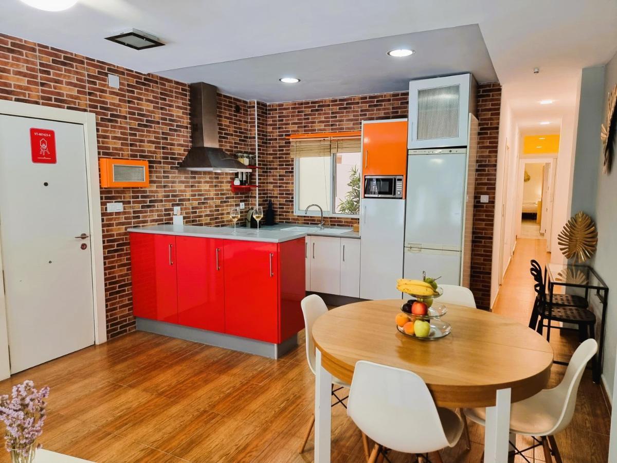 Claudia Tourist Apartment Аликанте Екстериор снимка